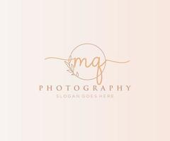 Initial MQ feminine logo. Usable for Nature, Salon, Spa, Cosmetic and Beauty Logos. Flat Vector Logo Design Template Element.