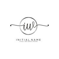 inicial yo femenino logo colecciones modelo. escritura logo de inicial firma, boda, moda, joyería, boutique, floral y botánico con creativo modelo para ninguna empresa o negocio. vector