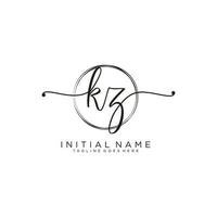 inicial kz femenino logo colecciones modelo. escritura logo de inicial firma, boda, moda, joyería, boutique, floral y botánico con creativo modelo para ninguna empresa o negocio. vector