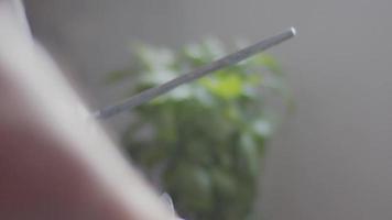 sharpening knife slowmotion video