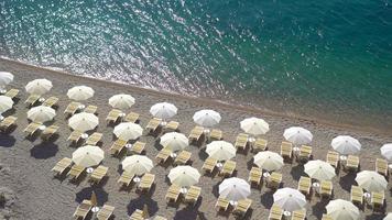 schön Strand im das Reservieren gargano video