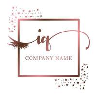 inicial logo iq escritura mujer pestaña maquillaje cosmético Boda moderno prima vector