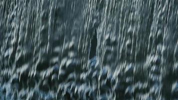 Wasserfall, Strom von fallen Wasser, abstrakt Hintergrund schleppend Bewegung video