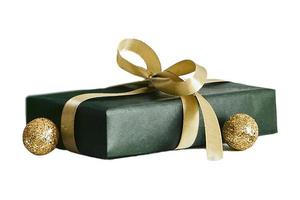 570 Green christmas gift isolated on a transparent background photo