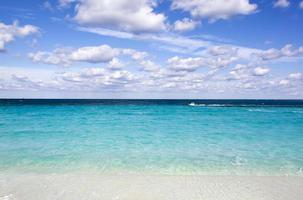 paraíso isla playa agua y cielo foto