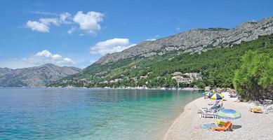 playa de brela, makarska riviera, adriático mar, dalmacia región,croacia foto