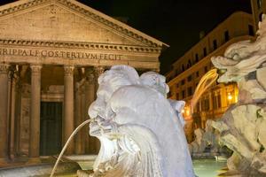 fuente del lugar del panteón de roma foto