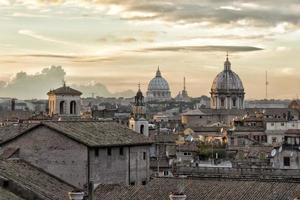 vista del atardecer de roma foto