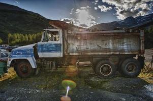 un camión en más blanco Alaska foto