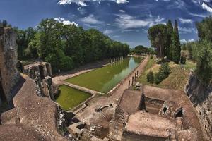 Villa adriana ancient roman ruins of emperor palace photo