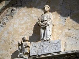 Manarola cinque terre pictoresque village old church bas relief photo