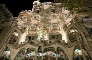 casa batalla Barcelona a noche foto