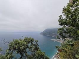 monterosso cinque terre viejo cementerio tumbas foto