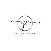 inicial yc femenino logo colecciones modelo. escritura logo de inicial firma, boda, moda, joyería, boutique, floral y botánico con creativo modelo para ninguna empresa o negocio. vector