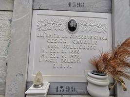 monterosso al mare, italia - 8 de junio de 2019 - pintoresco pueblo de cinque terre italia antiguo cementerio foto