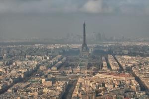 Tour Eiffel and paris winter view photo