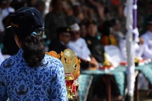 ubud, indonesia - 17 de agosto de 2016 - el día de la independencia se celebra en todo el país foto