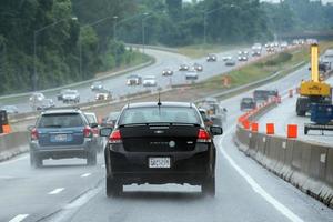 Washington, EE.UU. - 23 de junio de 2016 Carretera congestionada de Maryland en un día lluvioso foto