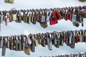 candados del puente del amor de ljubljana foto