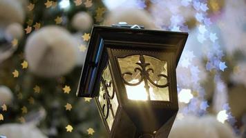 rua luz decoração com piscar Estrela bokeh video