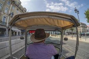 lisbon tuktuk city tour photo