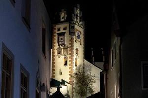 fussen alemania ciudad medieval bávara vista nocturna en diciembre foto