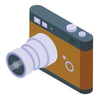 Analogue camera icon isometric vector. Retro device vector