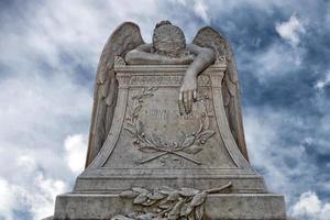 caído ángel tumba tumba en Roma acatólico cementerio foto