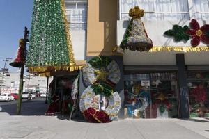 ciudad de méxico, méxico - 5 de noviembre de 2017 - gente en el mercado callejero de la ciudad foto