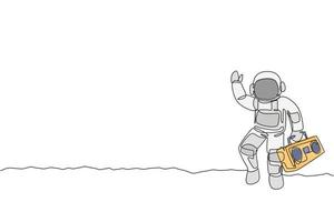 dibujo de línea continua única de astronauta caminando y sosteniendo una radio retro con la mano en la superficie de la luna. concepto de concierto de música del espacio exterior. Ilustración de vector de diseño gráfico de dibujo de una línea de moda
