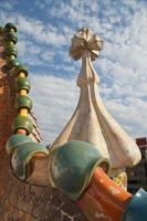 Barcelona España 11 septiembre techo de casa batlló en septiembre 11, 2009 en Barcelona, España. un edificio restaurado por genial catalán arquitecto antoni gaudi foto