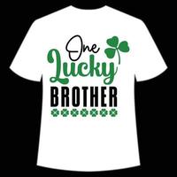 uno suerte hermano S t. patrick's día camisa impresión plantilla, suerte encantos, irlandesa, todos tiene un pequeño suerte tipografía diseño vector