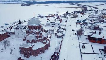vista aérea da ilha de sviyazhsk, pontos turísticos da rússia