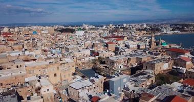 aérien vue de le historique partie de le ville Akko, Israël video