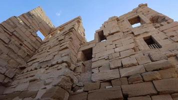 båge på de medinet habu tempel i luxor, egypten video