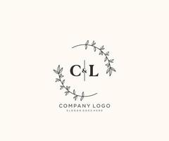 initial CL letters Beautiful floral feminine editable premade monoline logo suitable for spa salon skin hair beauty boutique and cosmetic company. vector