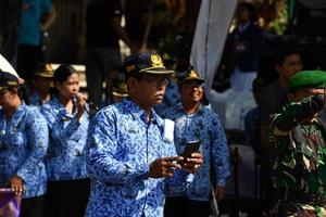 ubud, indonesia - 17 de agosto de 2016 - el día de la independencia se celebra en todo el país foto