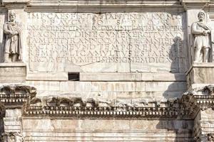 arco de constantino en roma foto