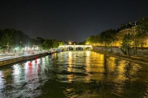 seine night view photo