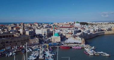 porta com barcos dentro akko, aéreo visualizar, Israel video