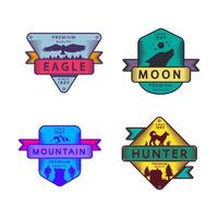vuela águila y cazador, luna y montaña logo vector