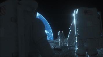 astronautas en Luna superficie futurista antecedentes video