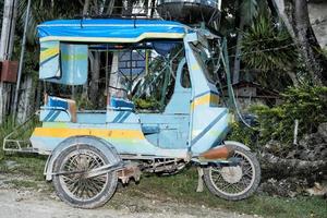 tuk tuk transporte foto