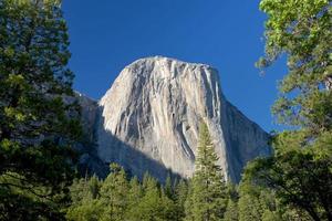 El Capitan sunny view Yosemite Park photo