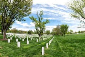 arlington cemetery graveyard photo