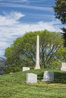 arlington cemetery graveyard obelisk photo