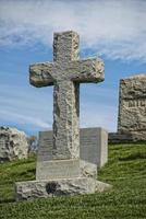 arlington cemetery graveyard stone cross photo