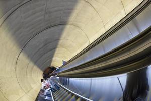 Escalera mecánica del metro de Washington DC foto