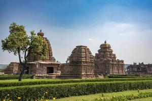 Pattadakal, además llamado raktapura, es un complejo de hindú templos foto