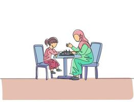 Un solo dibujo de línea continua de una joven madre árabe le enseña a su hija la estrategia y cada peón se mueve mientras juega al ajedrez. concepto islámico de maternidad familiar feliz. Ilustración de vector de diseño de dibujo de una línea
